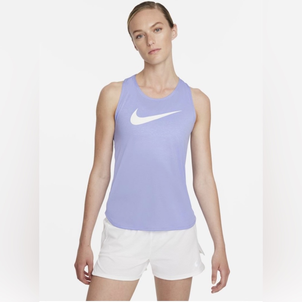 NWT NIKE Women’s Swoosh Run Tank Size Medium
